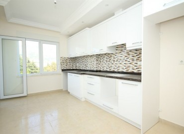 Новая трехкомнатная квартира, с отдельной кухней, в жилом комплексе с отличной инфраструктурой, Махмутлар, Аланья, 120 м2 ID-4866 фото-4