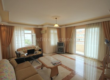 Furnished three bedroom apartment in the central street of Mahmutlar, Alanya ID-0274 фото-12