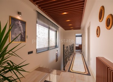 Stylish villas in the center of Alanya with stunning view of the city and the sea ID-0278 фото-17