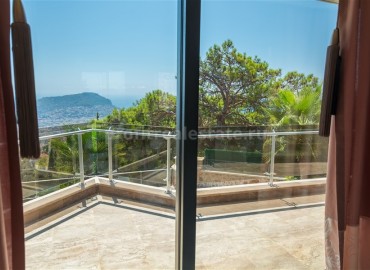 Stylish villas in the center of Alanya with stunning view of the city and the sea ID-0278 фото-26