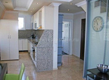 Furnished three bedrooms apartment in a complex with an indoor swımmıng pool in Cikcilli ID-0280 фото-18