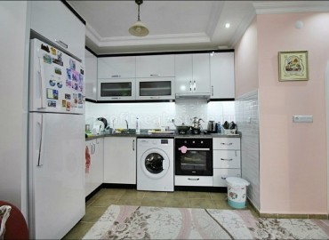 Трехкомнатная квартира, с мебелью и техникой, в 200 метрах от центра Махмутлара, Аланья ID-4986 фото-4