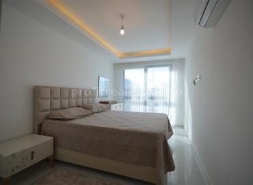 Новая трехкомнатная квартира в центре Алании, пляж Клеопатры в комплексе с крытым бассейном ID-5201 фото-6