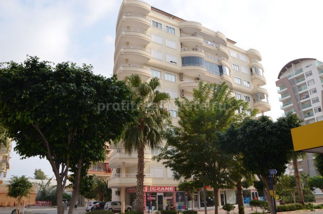 Apartments with furniture and appliances in a good complex 300 meters from the sea in Mahmutlar ID-0303 фото-1
