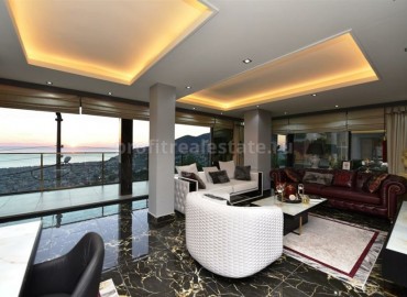 Luxurious two-storey villa 3 + 1 in the central part of Alanya with a private pool, its own territory of 300 sq.m ID-5275 фото-4