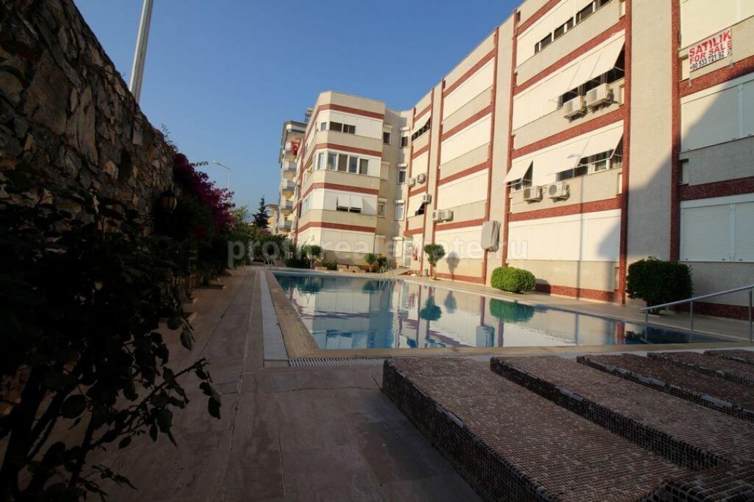 Furnished apartment with two bedrooms and a glazed balcony in Oba, Alanya, Turkey ID-0306 фото-1