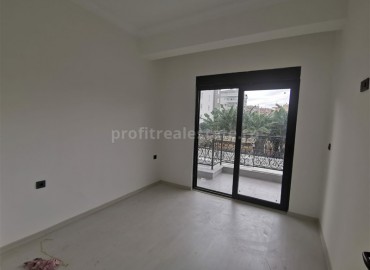 One-bedroom apartment, in fine finish, in a residential complex built in 2020, in the center of Mahmutlar ID-5298 фото-5}}