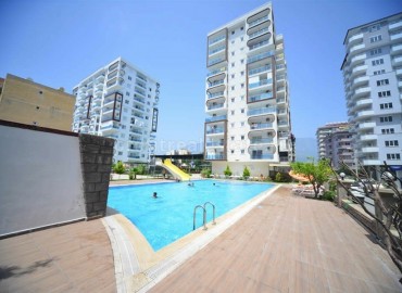 Spacious two-room apartment, equipped with furniture and appliances, in a well-maintained residential complex Mahmutlar, Alanya, 70 m2 ID-5302 фото-9