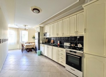 Четырехкомнатные апартаменты, с отдельной кухней и мебелью, по выгодной цене, в 450 метрах от пляжа Махмутлара, Аланья ID-5324 фото-9