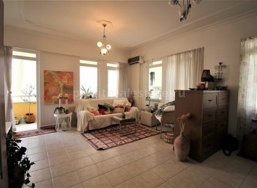One-bedroom apartment, furnished, just 80 meters from the sea, Alanya, center, 50 m2 ID-5370 фото-2