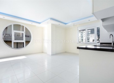 Inexpensive one-bedroom apartment, with a large total area, just 250 meters from the sea, Mahmutlar, Alanya ID-5372 фото-4