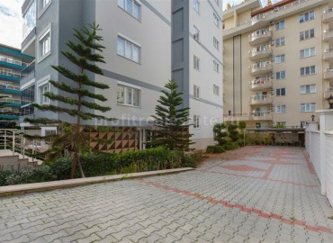Inexpensive one-bedroom apartment, with a large total area, just 250 meters from the sea, Mahmutlar, Alanya ID-5372 фото-12