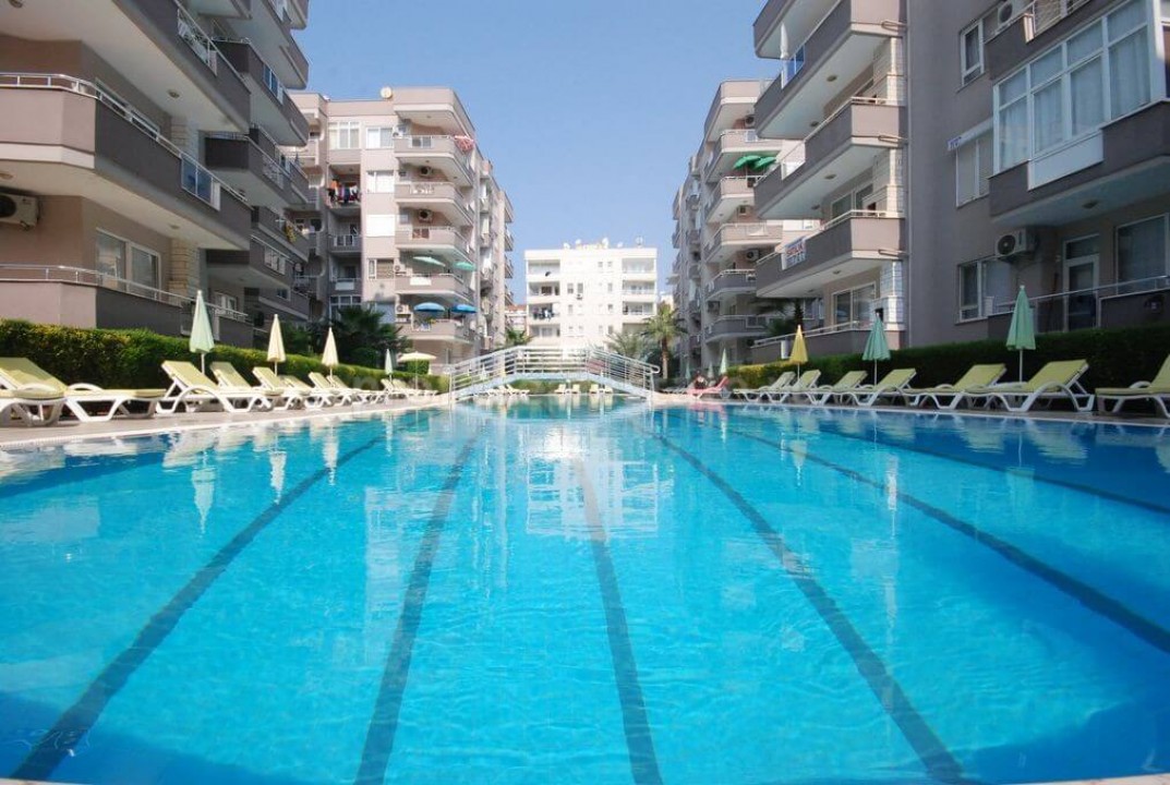 Apartment in Mahmutlar, Turkey on the first coastline at a good price ID-0315 фото-1