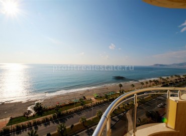 Cozy two-bedroom apartment with sea views, on the first line, Mahmutlar, Alanya, 110 m2 ID-5377 фото-1