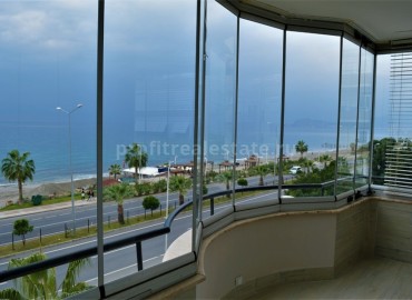 Three-room apartment, with a large total area, on the first line, Mahmutlar, Alanya, 130 m2 ID-5390 фото-1