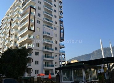 Spacious one-bedroom apartment, ready to move in, in a complex with rich infrastructure, just 150 meters from the center of Mahmutlar, Alanya ID-5400 фото-1