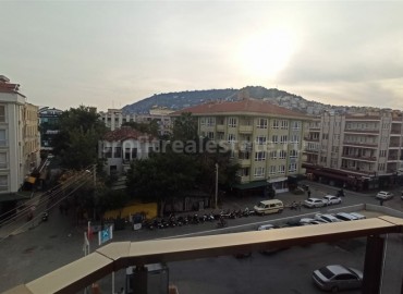 One-bedroom apartment at a bargain price, just 50 meters from the center of Alanya, 67 m2 ID-5404 фото-9