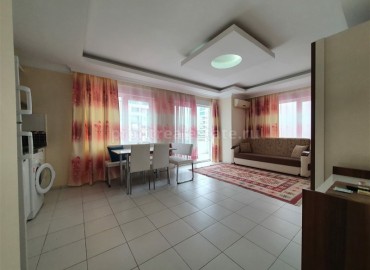 Inexpensive one-bedroom apartment with furniture and appliances, 400 meters from the sea, Mahmutlar, Alanya, 75 m2 ID-5418 фото-5