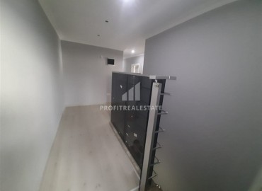 Inexpensive four-room duplex, with a separate kitchen, in a residential building without infrastructure, Mahmutlar, Alanya, 140 m2 ID-5437 фото-10