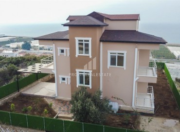 Three-storey villa, layouts 4 + 1, with a private land plot, just 450 meters from the sea Demirtas, Alanya, 230 m2 ID-5443 фото-1