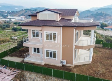 Three-storey villa, layouts 4 + 1, with a private land plot, just 450 meters from the sea Demirtas, Alanya, 230 m2 ID-5443 фото-2