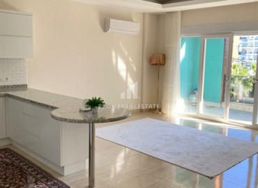 Spacious one-bedroom apartment in a well-kept residential complex in Oba, Alanya, 70 m2 ID-5448 фото-5