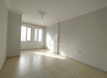 Inexpensive two-bedroom apartment 200 meters from the center of Mahmutlar, Alanya, 100 m2 ID-5452 фото-9