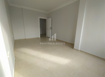 Inexpensive two-bedroom apartment 200 meters from the center of Mahmutlar, Alanya, 100 m2 ID-5452 фото-10
