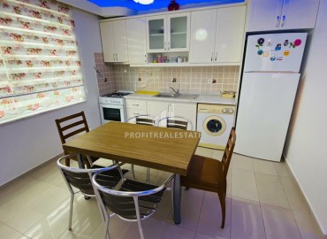 Inexpensive three-room apartment, equipped with furniture and appliances, 200 meters from the sea, Mahmutlar, Alanya, 125 m2 ID-5476 фото-4