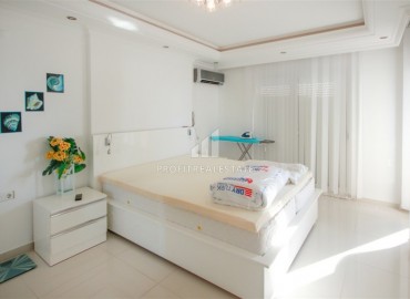 Spacious duplex, layouts 3 + 1, with sea views, equipped with furniture and appliances, Mahmutlar, Alanya 200 m2 ID-5479 фото-12