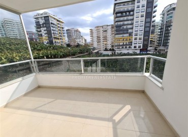 One-bedroom apartment, unfurnished, in a residence with well-thought-out infrastructure, Mahmutlar, Alanya, 60 m2 ID-5486 фото-8