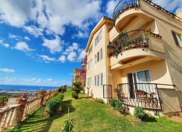 Spacious four-room apartment, with furniture and appliances, in a hotel complex, Kargicak, Alanya, 168 m2 ID-5492 фото-1