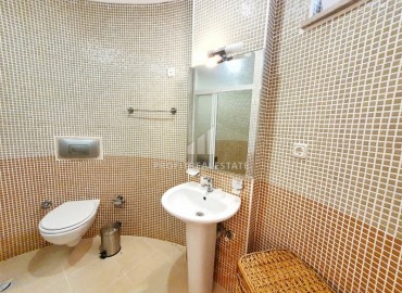 Spacious four-room apartment, with furniture and appliances, in a hotel complex, Kargicak, Alanya, 168 m2 ID-5492 фото-17