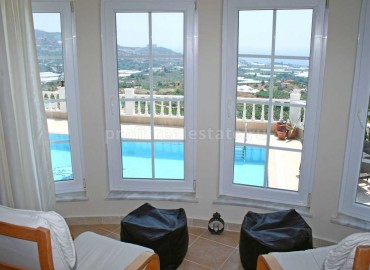 Magnificent villa with private pool and furniture in Alanya, Turkey ID-0326 фото-4