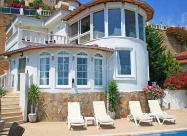Magnificent villa with private pool and furniture in Alanya, Turkey ID-0326 фото-23