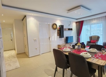 Cozy two-room apartment, furnished and equipped, next to the sea and 150 meters from the center of Mahmutlar, Alanya ID-5510 фото-5