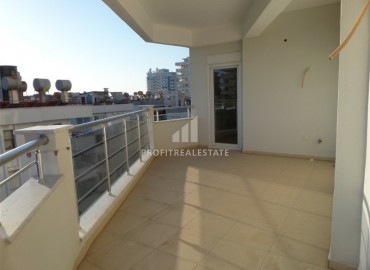 Two-bedroom apartment, unfurnished, in the center of Mahmutlar, Alanya, 100 m2 ID-5529 фото-6