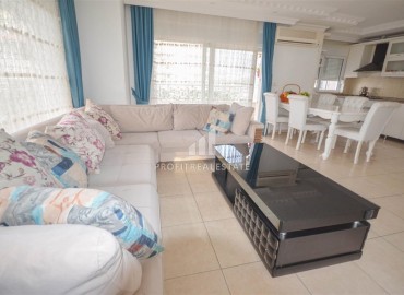 Excellent three-room apartment, equipped with furniture, in the center of Mahmutlar, Alanya, 110 m2 ID-5537 фото-2