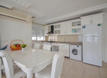 Excellent three-room apartment, equipped with furniture, in the center of Mahmutlar, Alanya, 110 m2 ID-5537 фото-6