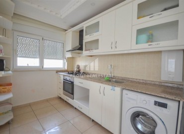 Excellent three-room apartment, equipped with furniture, in the center of Mahmutlar, Alanya, 110 m2 ID-5537 фото-7
