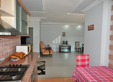 Недорогая двухкомнатная квартира, с мебелью и техникой, в живописном районе Демирташ, Аланья, 60 м2 ID-5548 фото-6