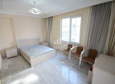 Partially furnished three-room apartment, just 350 meters from the sea, Oba, Alanya, 110 m2 ID-5554 фото-10