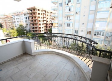 Partially furnished three-room apartment, just 350 meters from the sea, Oba, Alanya, 110 m2 ID-5554 фото-13