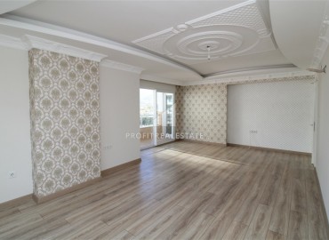 Четырехкомнатная квартира, без мебели, но отдельной кухней, всего в 350 метрах от моря, Махмутлар, Аланья, 165 м2 ID-5567 фото-6