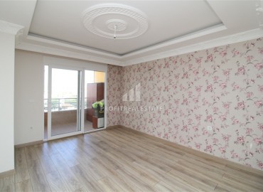 Четырехкомнатная квартира, без мебели, но отдельной кухней, всего в 350 метрах от моря, Махмутлар, Аланья, 165 м2 ID-5567 фото-12