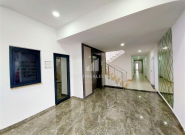 Двухуровневая квартира, планировки 2+1, укомплектованная мебелью и техникой, в новой резиденции Махмутлара, Аланья, 110 м2 ID-5652 фото-20