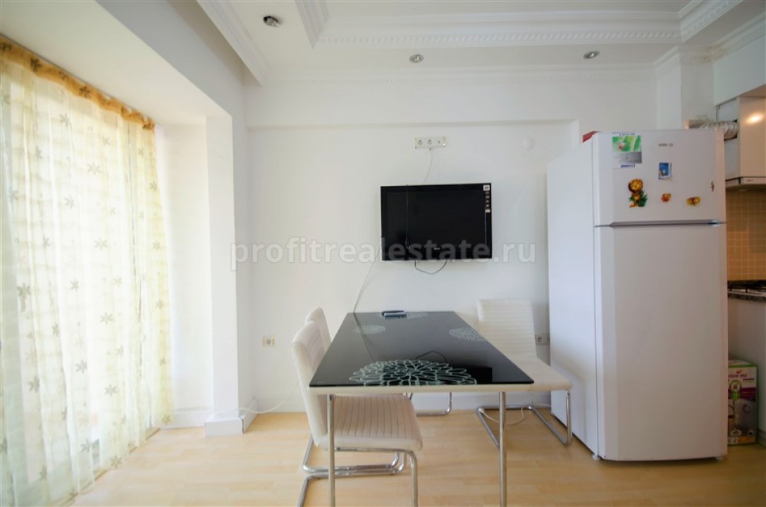 Furnished one-bedroom apartment in a nice complex in Mahmutlar, Turkey ID-0370 фото-2