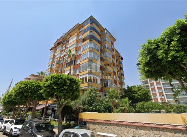 Two bedroom apartment, with a separate kitchen, in Alanya, center, 110 m2 ID-5945 фото-1