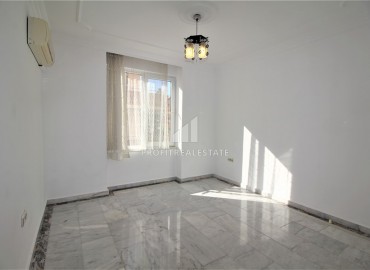 Two bedroom apartment, with a separate kitchen, in Alanya, center, 110 m2 ID-5945 фото-8