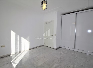 Two bedroom apartment, with a separate kitchen, in Alanya, center, 110 m2 ID-5945 фото-9